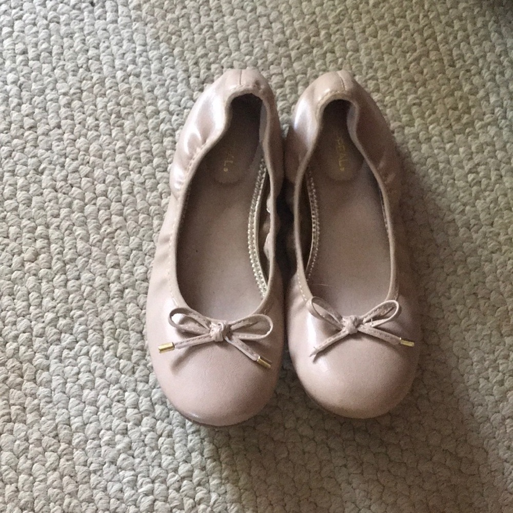 X-Appeal Flats
